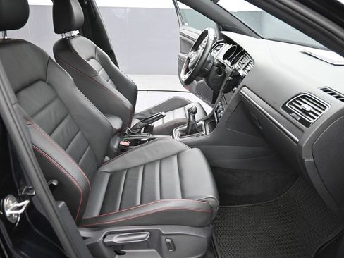 Used 2021 Volkswagen GTI SE image 14