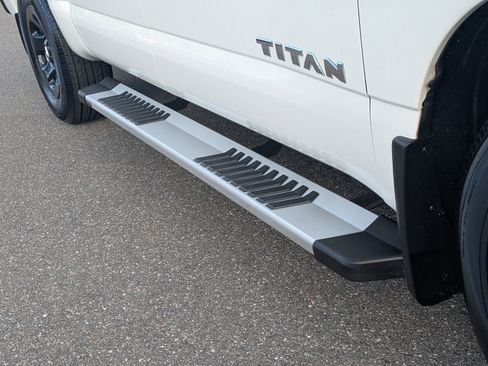 Used 2021 Nissan Titan S w/ S Utility Package image 11