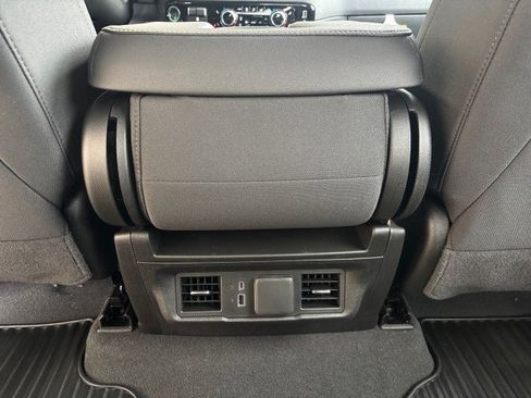 New 2025 GMC Sierra 1500 Elevation image 38
