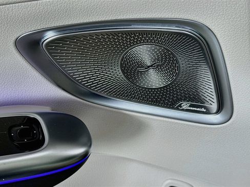 Certified 2025 Mercedes-Benz C 300 4MATIC Sedan image 21