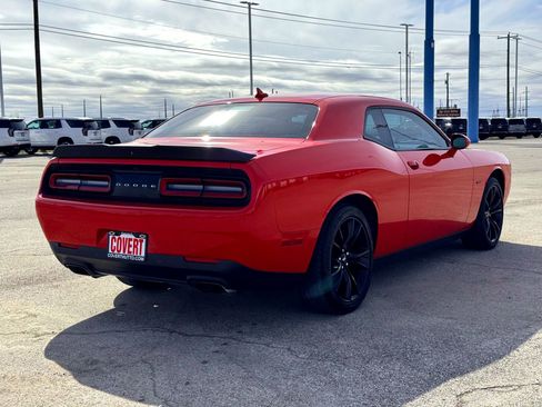 Used 2018 Dodge Challenger R/T Plus image 7