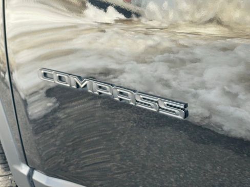 Used 2019 Jeep Compass Altitude image 26