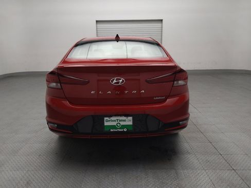 Used 2020 Hyundai Elantra Limited w/ Ultimate Package 03 FWD image 7