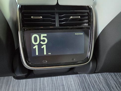 Used 2023 Rivian R1S Adventure image 39