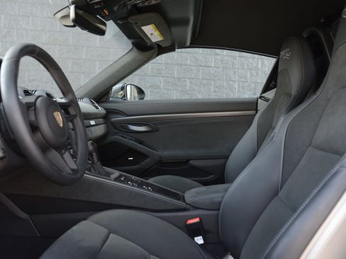 Used 2025 Porsche 718 Boxster Spyder RS RWD image 34