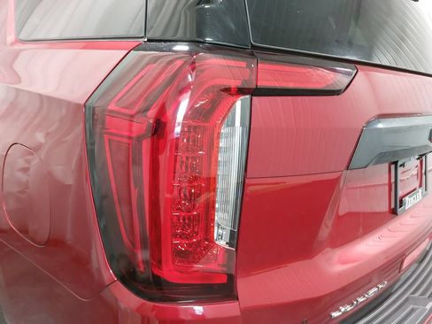 Used 2024 GMC Yukon Denali Ultimate AWD/4WD image 38