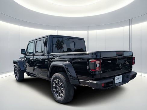 New 2026 Jeep Gladiator Sport AWD/4WD image 6
