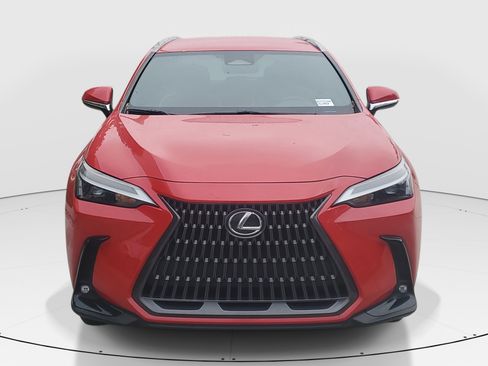 Used 2023 Lexus NX 250 FWD image 3