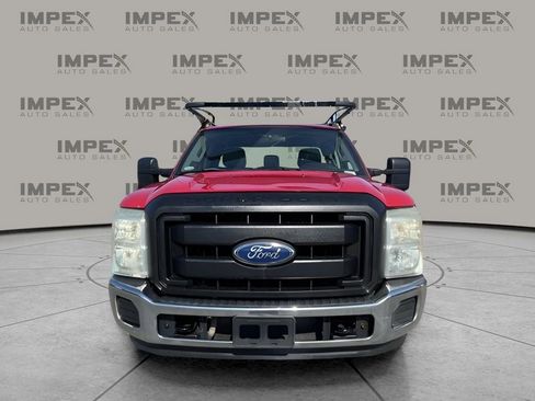 Used 2011 Ford F250 XL w/ XL Value Pkg image 2