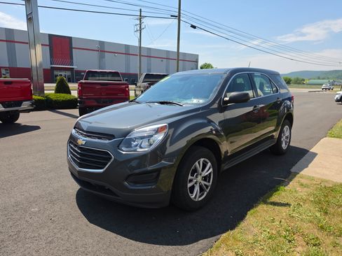 Used 2017 Chevrolet Equinox LS AWD/4WD image 7