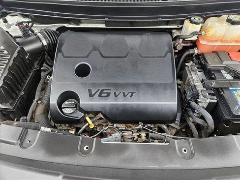 Used 2018 Chevrolet Traverse LS image 23