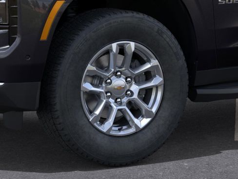New 2026 Chevrolet Suburban LS image 9