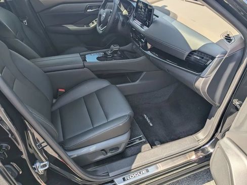 Certified 2023 Nissan Rogue SL w/ SL Premium Package FWD image 12