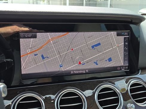 Used 2020 Mercedes-Benz E 350 4MATIC Sedan image 24
