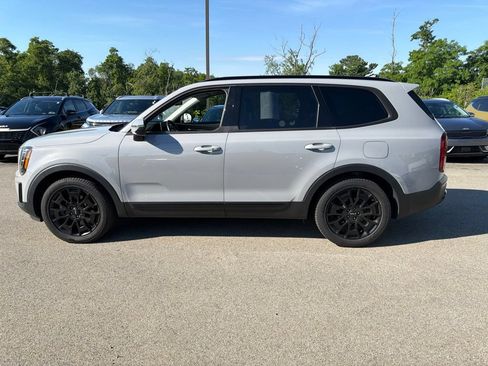 Used 2022 Kia Telluride EX w/ EX Premium Package AWD/4WD image 4