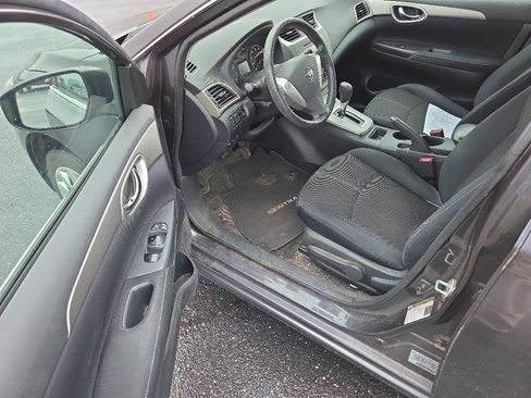 Used 2014 Nissan Sentra S FWD image 9