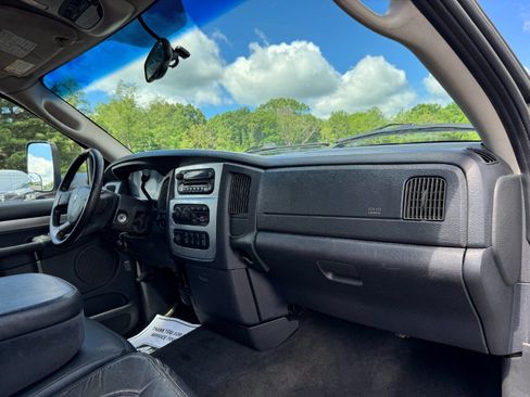 Used 2005 Dodge Ram 2500 Truck SLT AWD/4WD image 19
