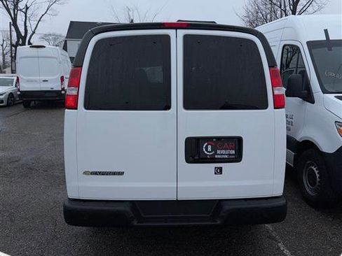 Used 2023 Chevrolet Express 3500 LS image 4