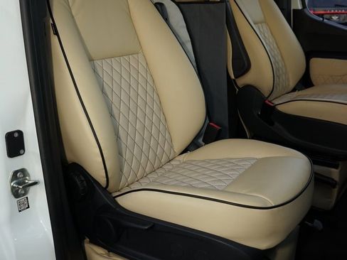 Used 2022 Mercedes-Benz Sprinter 3500 image 10