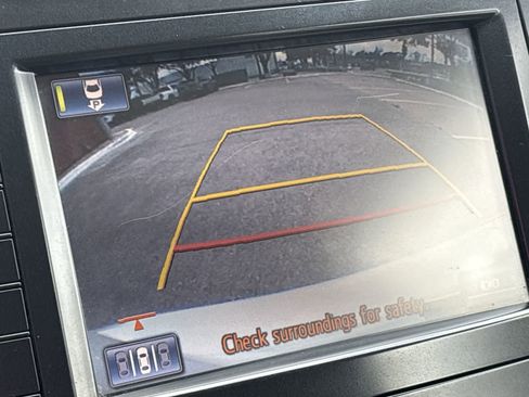 Used 2012 Toyota Prius V Five image 36