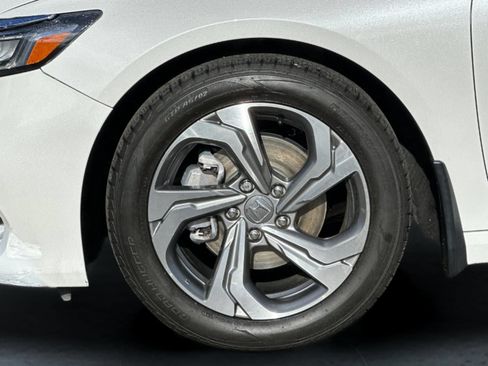 Used 2018 Honda Accord EX-L image 24