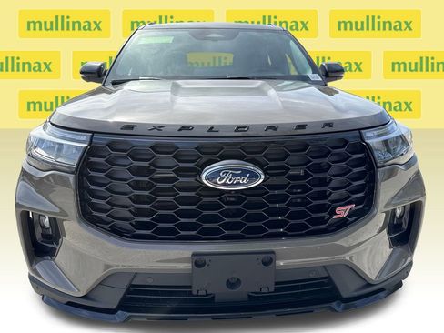 New 2026 Ford Explorer ST image 11