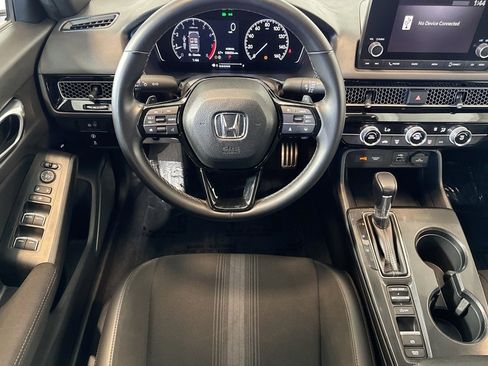 Used 2023 Honda Civic Sport image 19