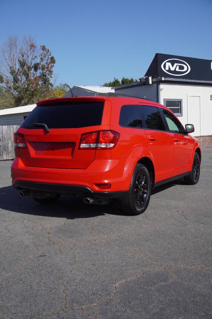 Used 2016 Dodge Journey SXT w/ Comfort/Convenience Group AWD/4WD image 5