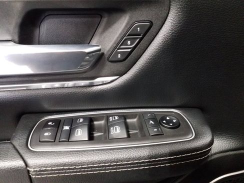 Used 2021 RAM 1500 Laramie image 13