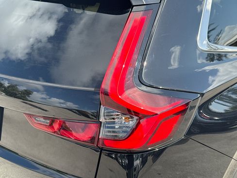 Used 2024 Honda CR-V Sport image 27