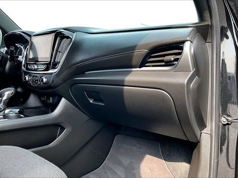 Used 2023 Chevrolet Traverse LT AWD/4WD image 13