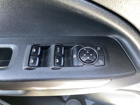 Used 2021 Ford EcoSport SE FWD image 18