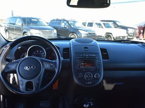 Used 2013 Kia Soul + w/ Audio Pkg image 29
