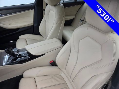 Used 2020 BMW 530i w/ Premium Package image 11