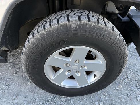 Used 2014 Jeep Wrangler Unlimited Sport image 24