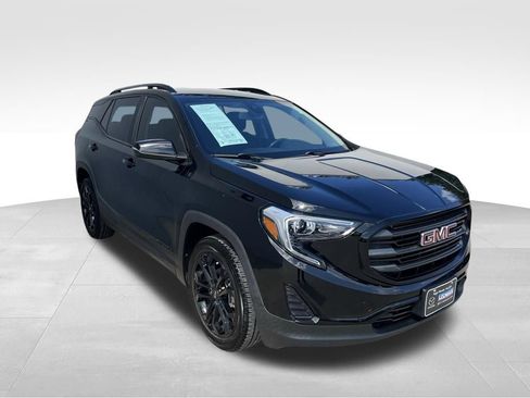 Used 2021 GMC Terrain SLE w/ Elevation Edition FWD image 3