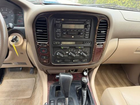 Used 2001 Toyota Land Cruiser AWD/4WD image 20
