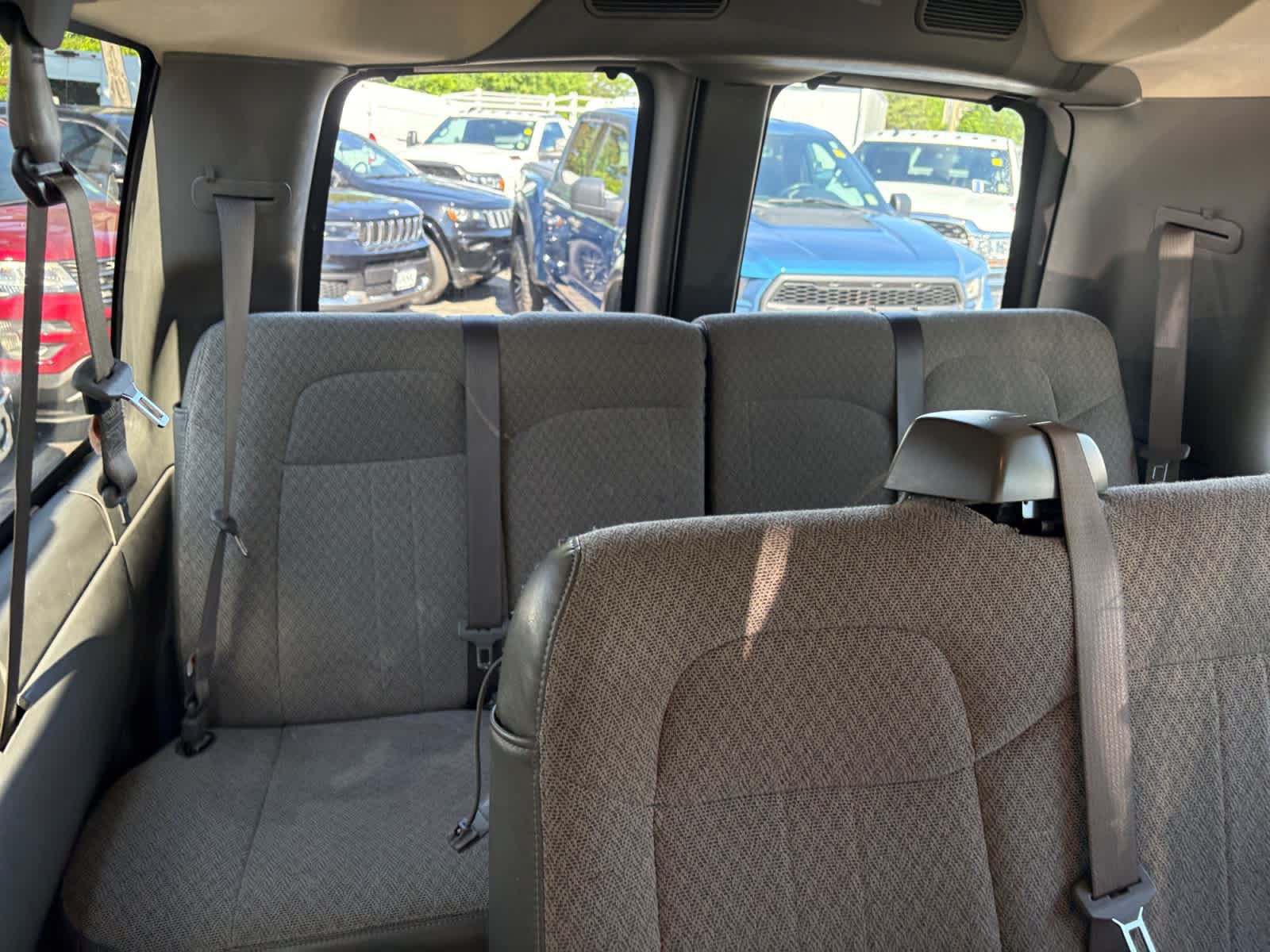 Used 2025 GMC Savana 3500 LT w/ LT Preferred Equipment Group RWD image 36