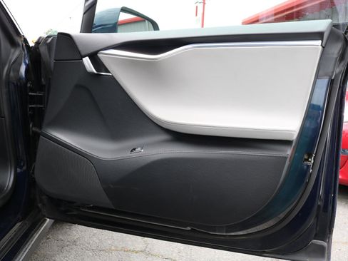 Used 2013 Tesla Model S RWD image 40