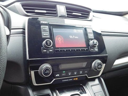 Used 2018 Honda CR-V LX image 16