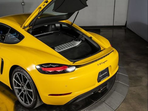 Used 2023 Porsche 718 Cayman RWD image 28