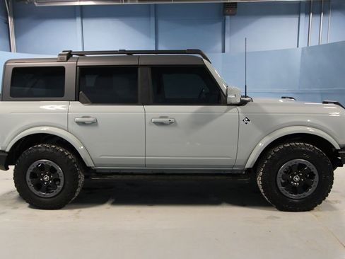 Used 2023 Ford Bronco Outer Banks image 31