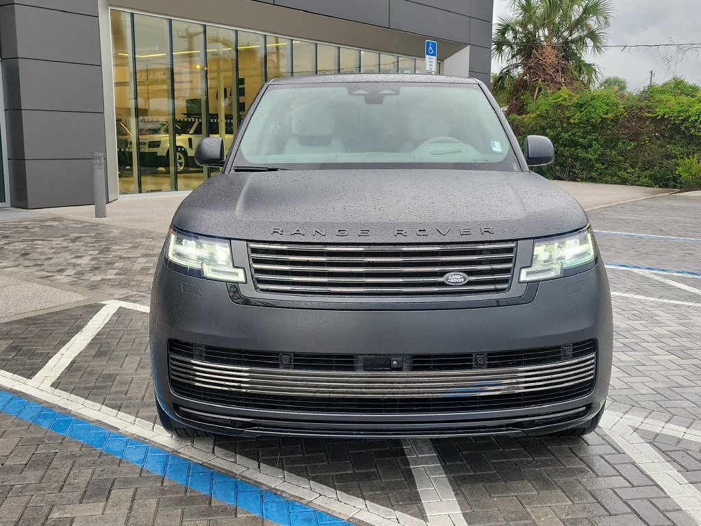 New 2026 Land Rover Range Rover SV AWD/4WD image 8