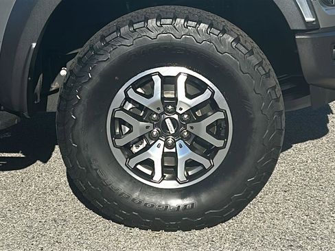 Used 2021 Ford F150 Raptor w/ Equipment Group 801A High image 10