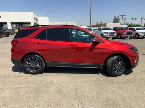 Used 2024 Chevrolet Equinox RS FWD image 10