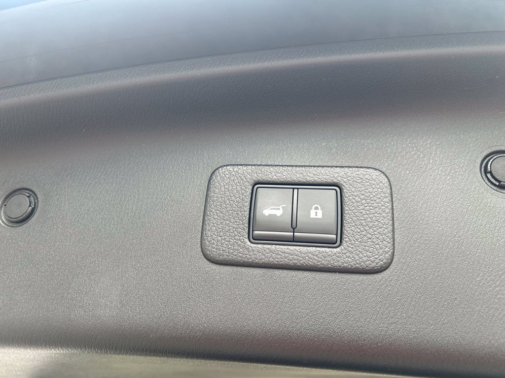 Certified 2024 Nissan Armada SL w/ Captain's Chairs Package RWD image 29