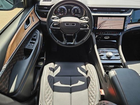 New 2026 Jeep Grand Cherokee Summit AWD/4WD image 10