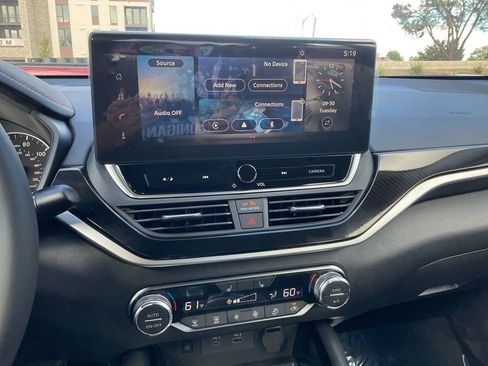 New 2025 Nissan Altima 2.5 SR w/ SR Premium Package image 22