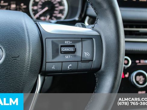 Used 2025 INFINITI QX60 Pure image 30