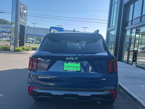 Used 2024 Kia Sorento SX AWD/4WD image 4